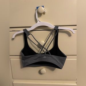 Lululemon gray sports bra size small